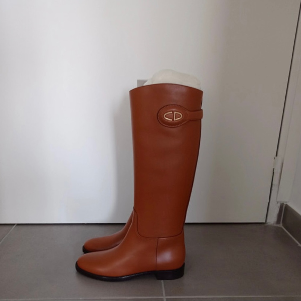 DIOR BOOTS NEVER WORN